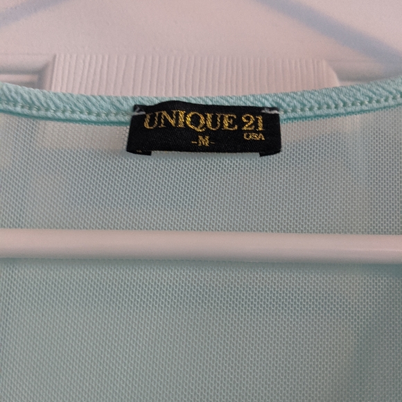 Cropped tank top - Picture 4 of 4